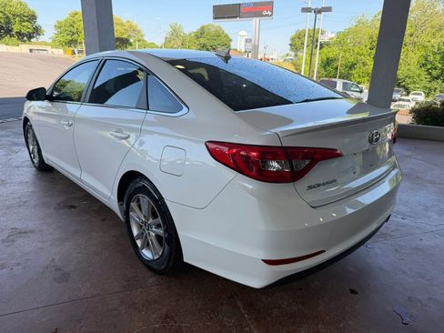 Used 2015 Hyundai Sonata SE FWD image 4