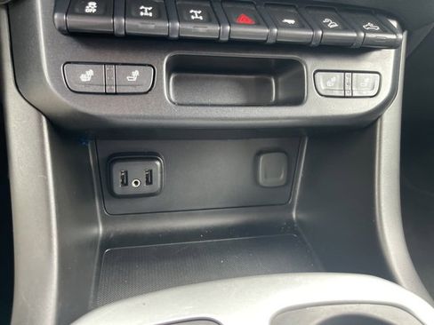 Used 2019 Chevrolet Colorado ZR2 image 34