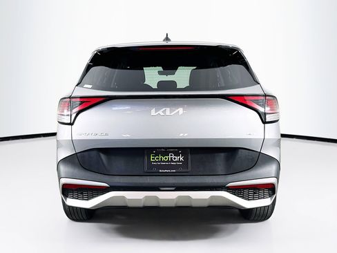 Used 2024 Kia Sportage LX image 7