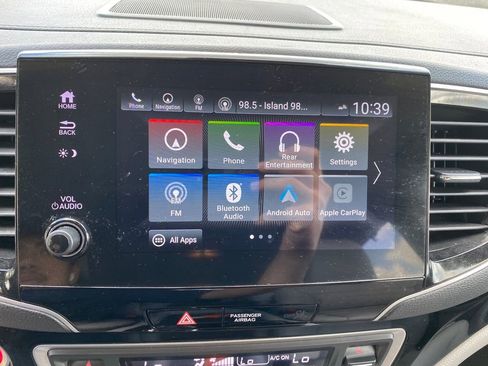 Used 2020 Honda Pilot Touring image 15