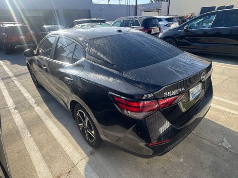 Used 2024 Nissan Sentra SV FWD image 4