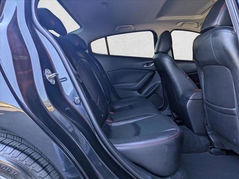 Used 2016 MAZDA MAZDA3 i Grand Touring image 17