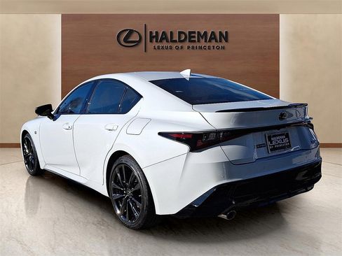New 2025 Lexus IS 350 F Sport image 4