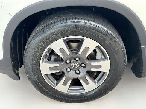 Used 2019 Honda Ridgeline RTL-T image 32