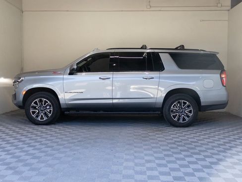 Used 2024 Chevrolet Suburban Z71 w/ Luxury Package image 7