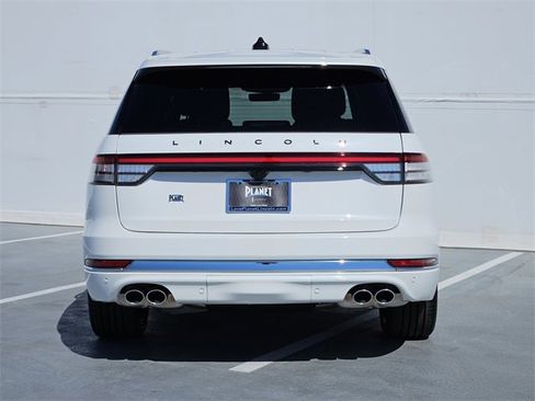 New 2025 Lincoln Aviator Black Label image 6