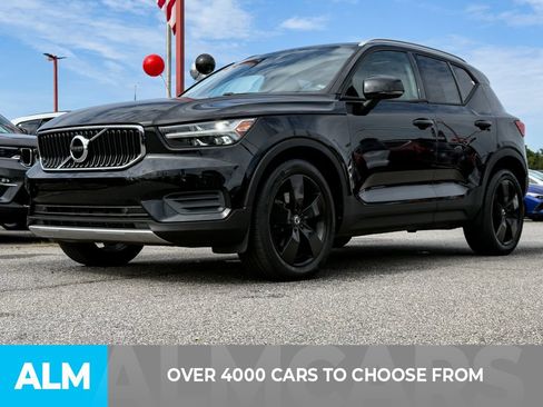 Used 2020 Volvo XC40 T5 Momentum AWD/4WD image 2