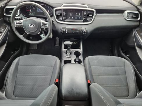 Used 2019 Kia Sorento L FWD image 5