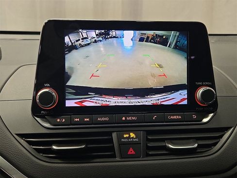 Used 2025 Nissan Altima 2.5 S image 23