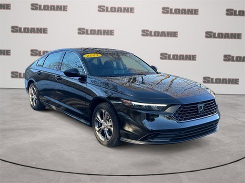 Used 2023 Honda Accord EX image 7