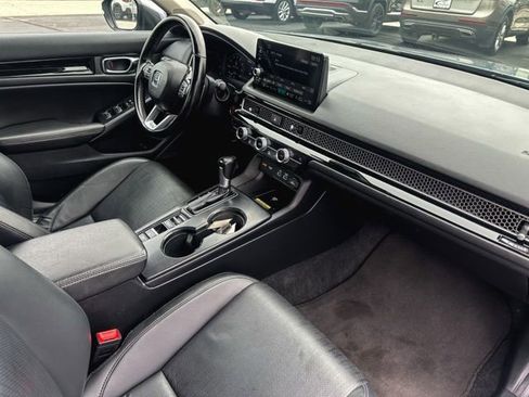 Used 2022 Honda Civic Touring image 23