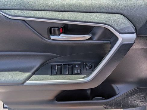 Used 2025 Toyota RAV4 XLE w/ Weather Package AWD/4WD image 18