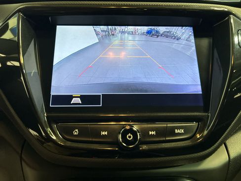 Used 2022 Chevrolet TrailBlazer RS w/ Sun and Liftgate Package AWD/4WD image 5