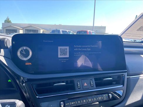 Used 2024 Lexus ES 300h F Sport image 23