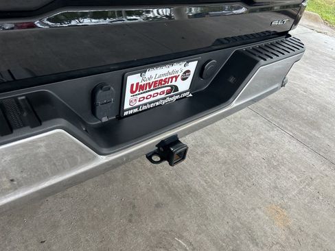 Used 2025 GMC Sierra 1500 SLT image 19