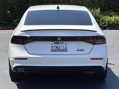 Used 2025 Honda Accord Sport image 6