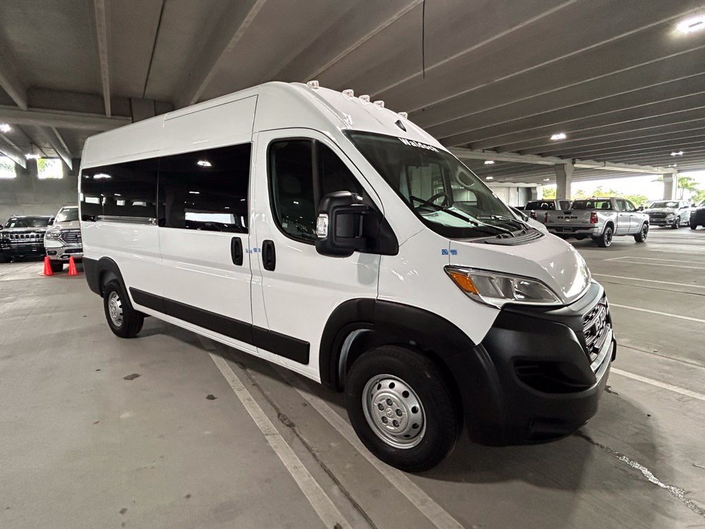 Used 2023 RAM ProMaster 2500 FWD image 2
