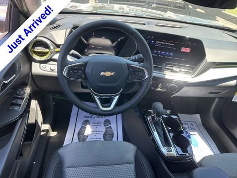 New 2026 Chevrolet Trax LT w/ Driver Confidence Package FWD image 24