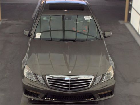 Used 2011 Mercedes-Benz E 350 Sedan image 2