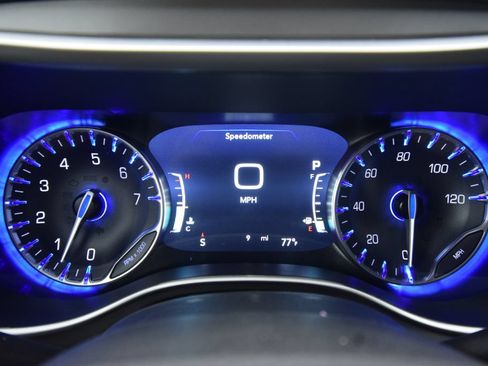 New 2027 Chrysler Pacifica Select AWD/4WD image 25