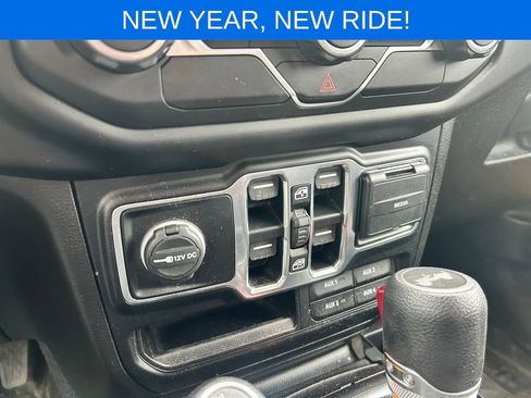 Used 2020 Jeep Wrangler Unlimited Sport image 19