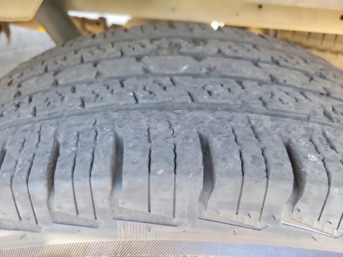 Used 2022 Ford Transit 250 Medium Roof image 20