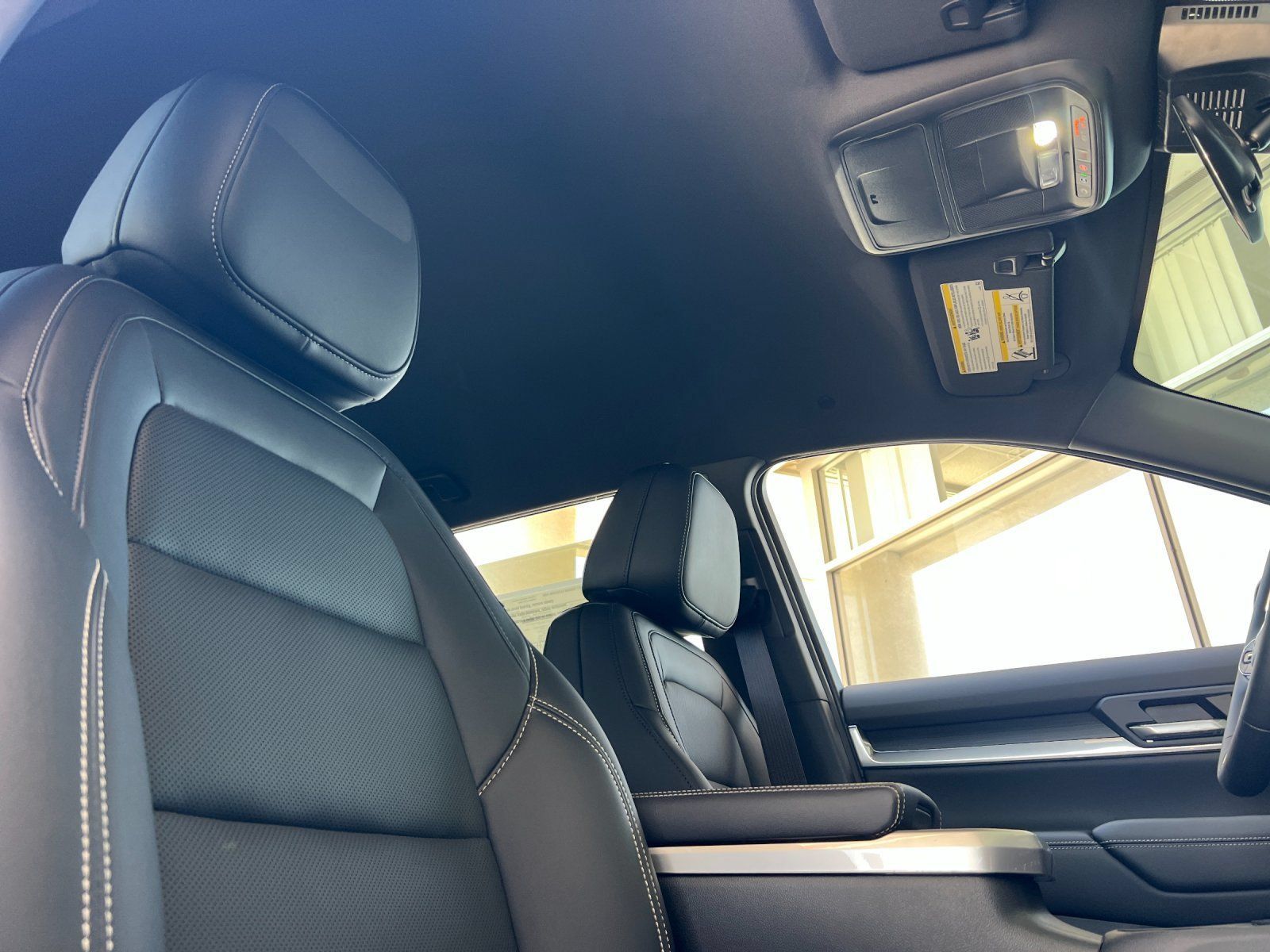 New 2027 GMC Terrain Elevation w/ Elevation Premium Package FWD image 16