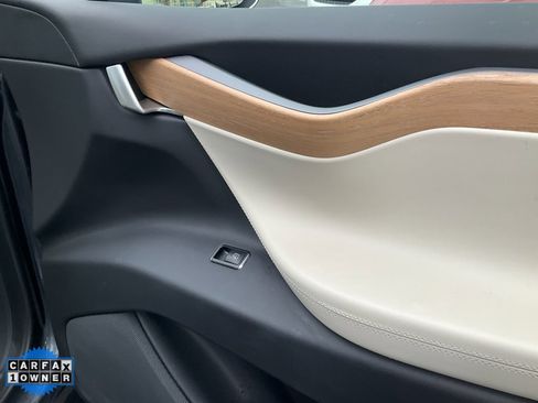 Used 2018 Tesla Model X 100D image 77