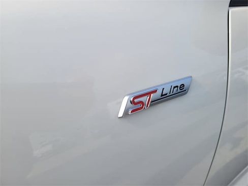 New 2025 Ford Escape ST-Line w/ Tech Pack #1 image 16