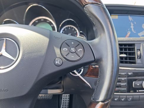 Used 2011 Mercedes-Benz E 350 Cabriolet image 16