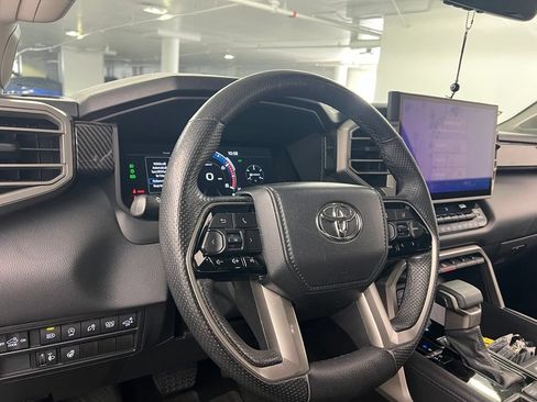Used 2024 Toyota Tundra Limited AWD/4WD image 10