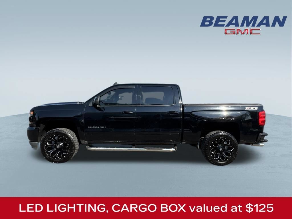 Used 2017 Chevrolet Silverado 1500 LT w/ All Star Edition AWD/4WD image 5