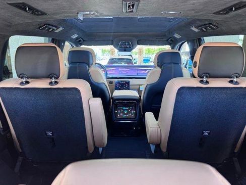 New 2025 Cadillac Escalade IQ Luxury 2 w/ LPO, Radiant Package image 23