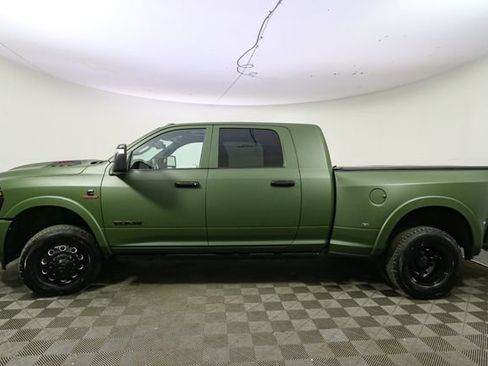 Used 2025 RAM 3500 Limited AWD/4WD image 6