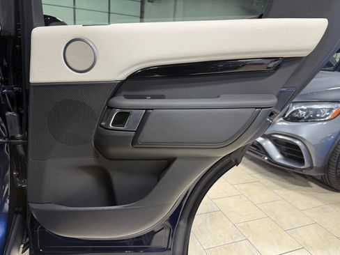 Used 2022 Land Rover Discovery HSE R-Dynamic image 36