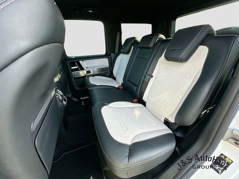 Used 2021 Mercedes-Benz G 550 image 27