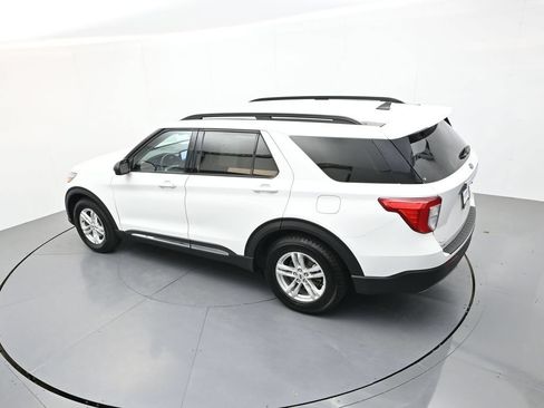 Used 2023 Ford Explorer XLT w/ Equipment Group 202A RWD image 29