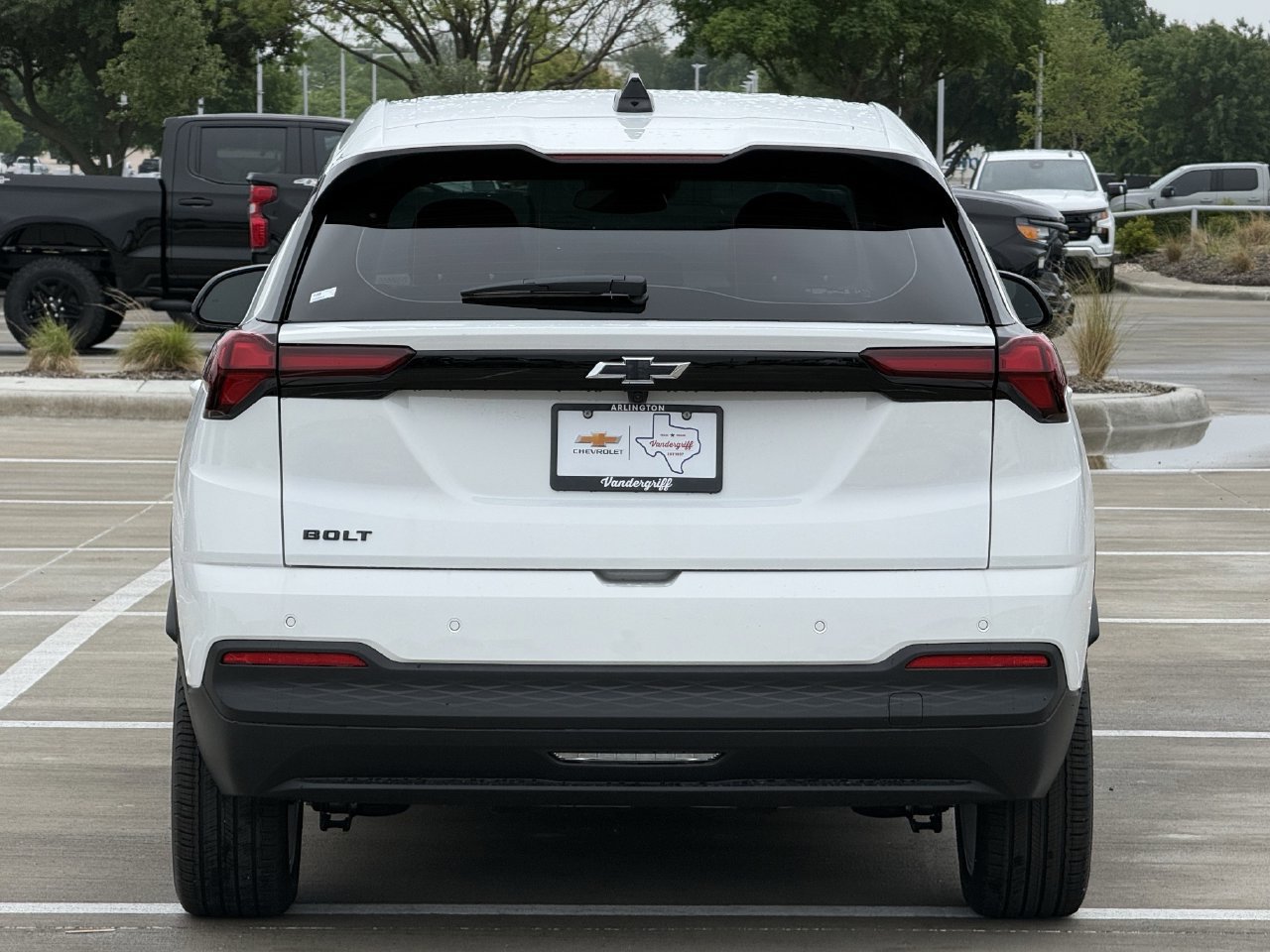 New 2027 Chevrolet Bolt LT w/ Comfort Package FWD image 5