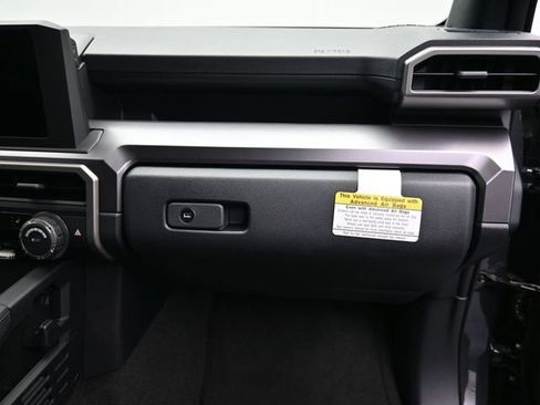 Used 2025 Toyota 4Runner TRD Off-Road image 35