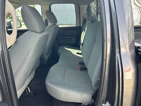 Used 2018 RAM 1500 Express image 10