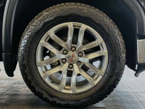 Used 2022 GMC Sierra 1500 SLT w/ SLT Premium Plus Package AWD/4WD image 28