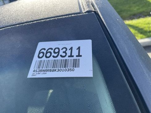 Used 2019 Subaru Legacy 2.5i Sport AWD/4WD image 3