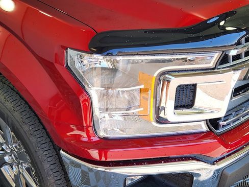 Used 2018 Ford F150 XLT w/ Equipment Group 302A Luxury AWD/4WD image 10