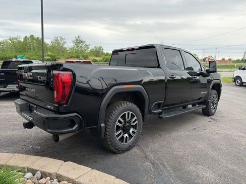 Used 2020 GMC Sierra 2500 AT4 w/ AT4 Premium Package AWD/4WD image 5