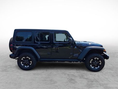 Used 2024 Jeep Wrangler Unlimited Rubicon 4xe w/ Convenience Group AWD/4WD image 6
