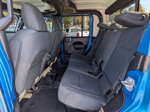 New 2026 Jeep Gladiator Sport image 15