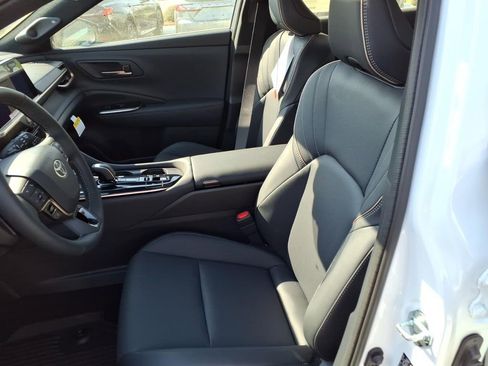 New 2026 Toyota Crown Signia image 13