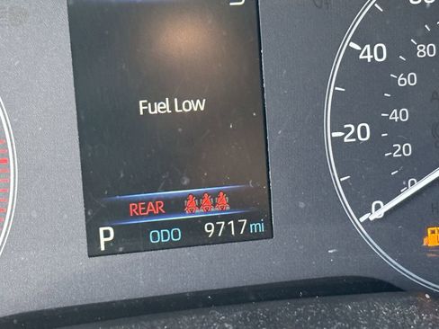 Certified 2023 Toyota Corolla SE w/ SE Premium Package image 12