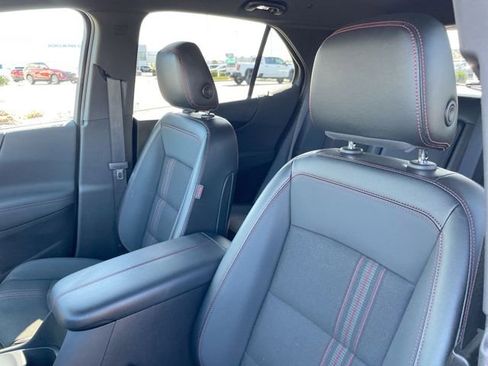 Used 2023 Chevrolet Equinox RS image 10