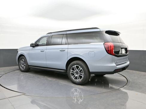 New 2026 Ford Expedition Max Active RWD image 5